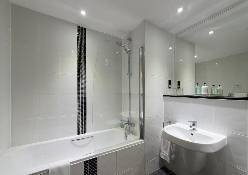 Standard Double or Twin Room image 2