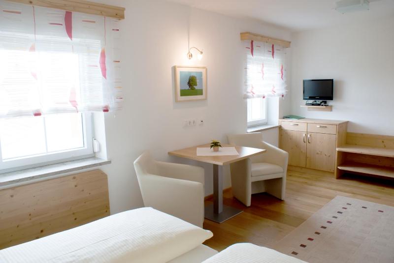 Double Room image 4