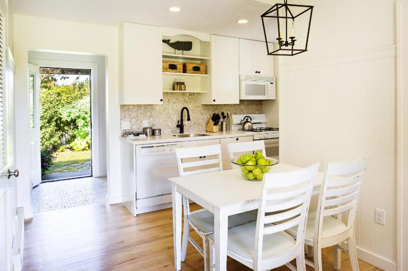 Two-Bedroom Villa image 4