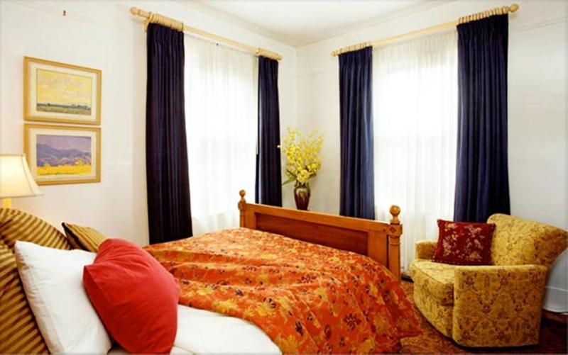 Standard Queen Room image 1