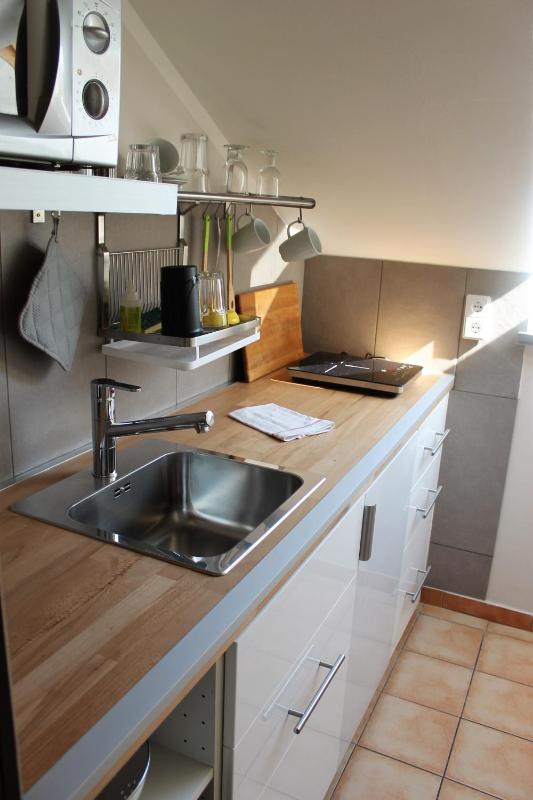 Studio Apartment image 1