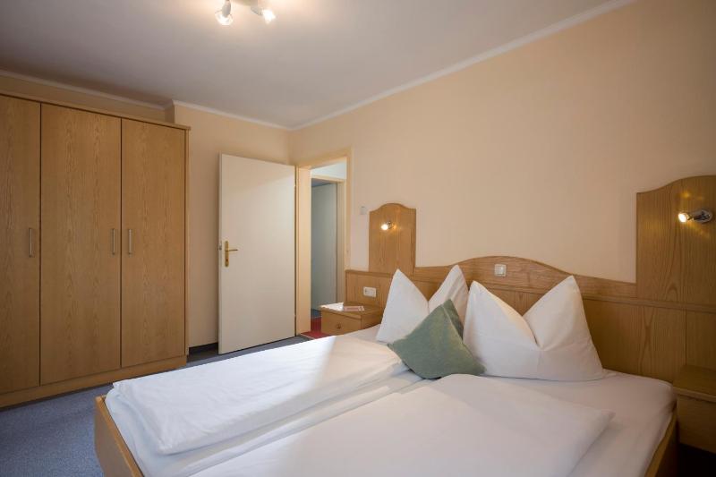 Standard Two-Bedroom Apartment (4 Adults) image 2