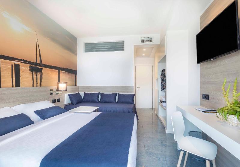 Hotel Parigi - image 2