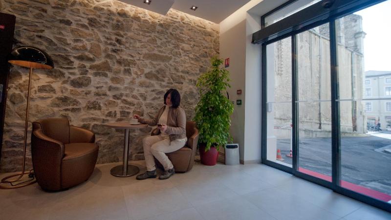 Central Hotel - image 33