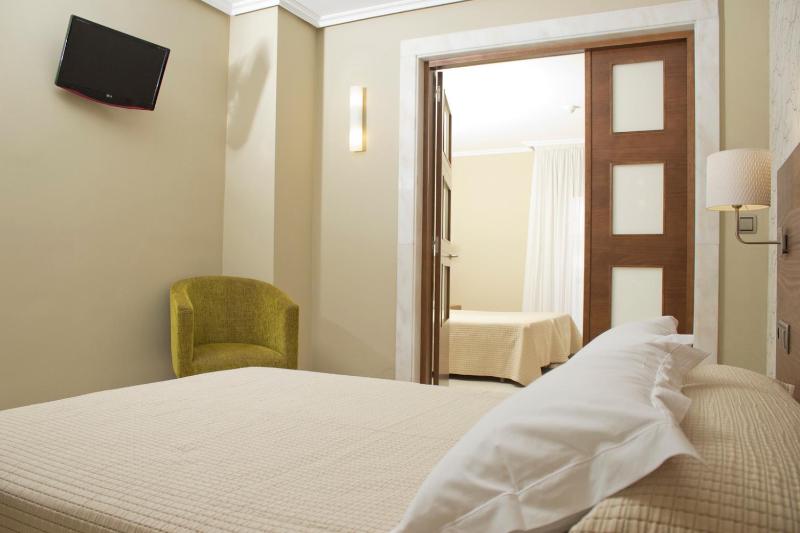 Suite image 3