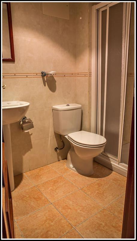 Deluxe Queen Room image 2