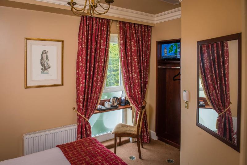Gabriel House Guesthouse - image 8