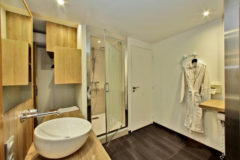 Superior Double Room image 4