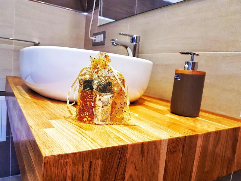 Brezza Marina Guesthouse - image 18