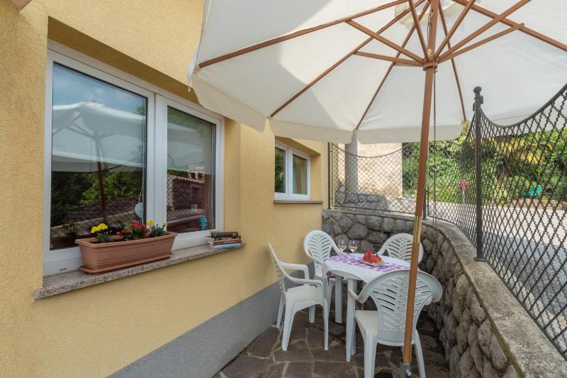 One-Bedroom House image 4