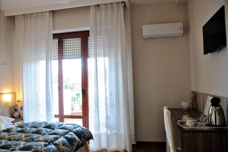 Hotel Villa Fiorita - image 44