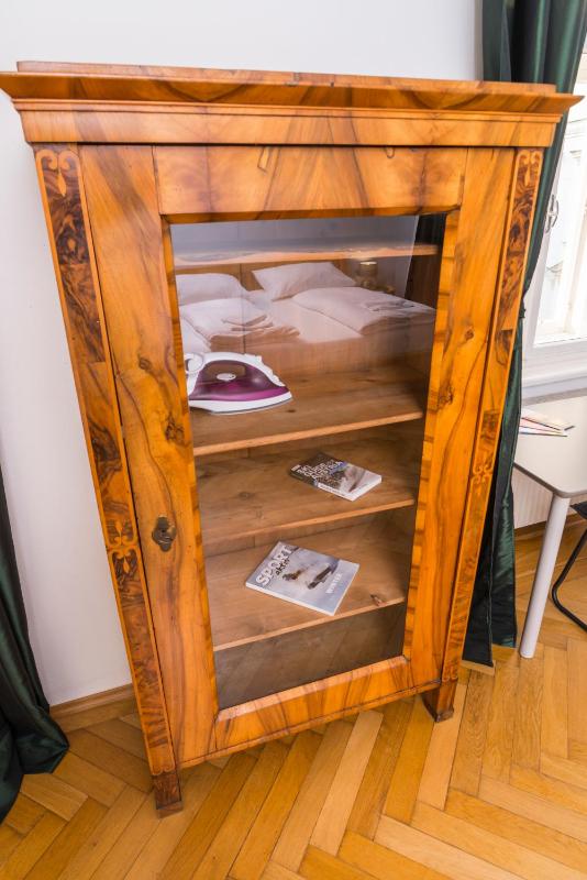 Belvedere Suite - image 12