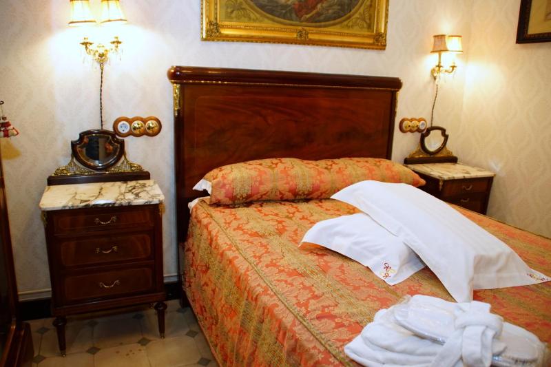 Sitges Royal Rooms - image 5