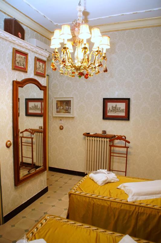 Sitges Royal Rooms - image 24