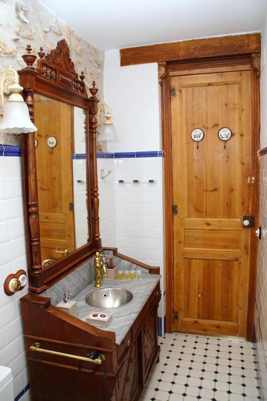 Royal Suite image 1