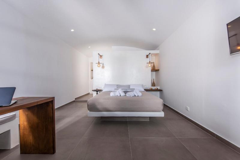 Superior Suite image 3