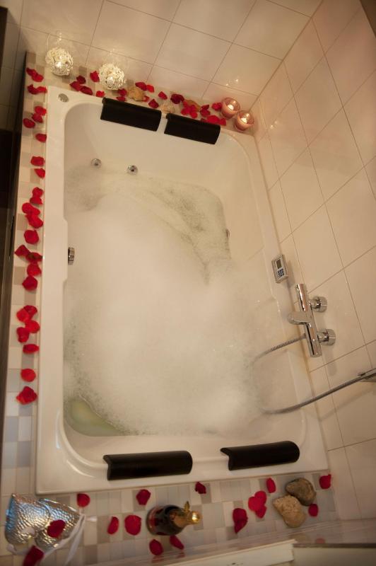 Suite image 3