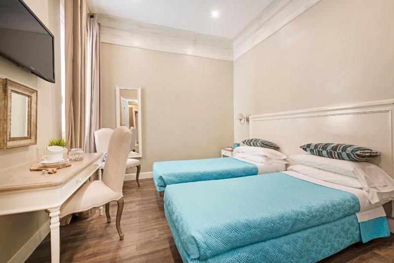 Standard Double or Twin Room image 3