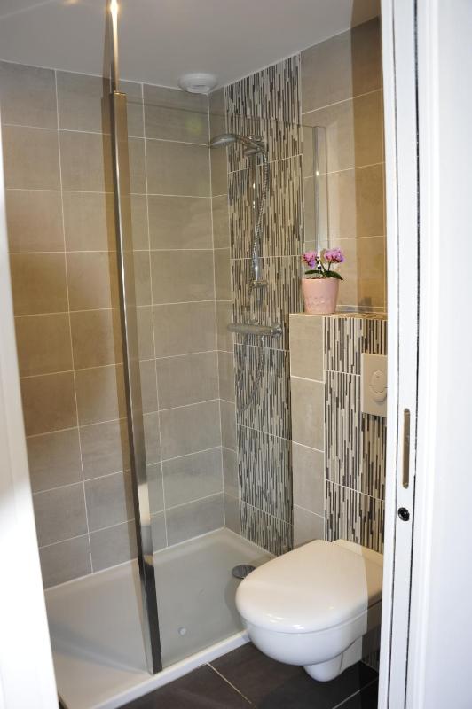 Standard Double Room first price image 3