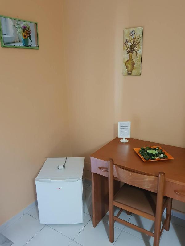 Triple Room with Private External Bathroom image 1