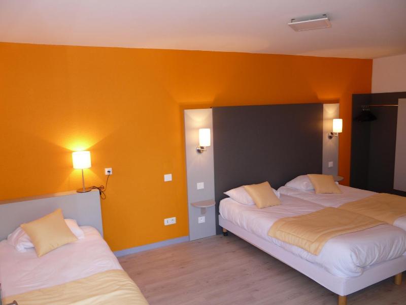 Comfort Triple Room image 1