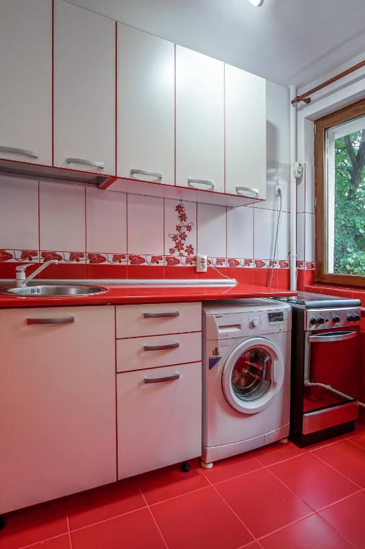 Studio Apartment image 3