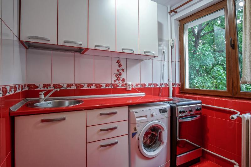 Studio Apartment image 2