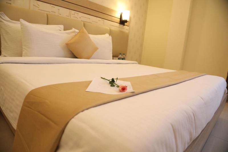 Hotel Kanha’s Palm Springs - image 29