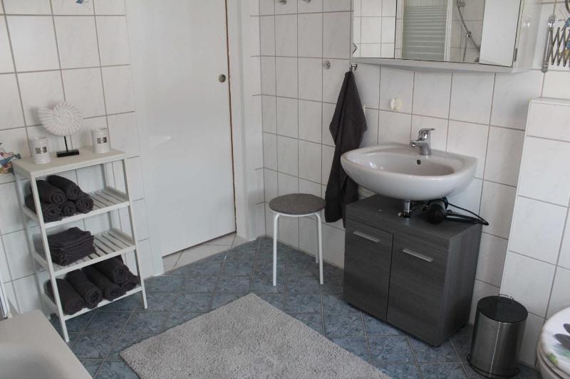 Two-Bedroom Apartment with Balcony image 3