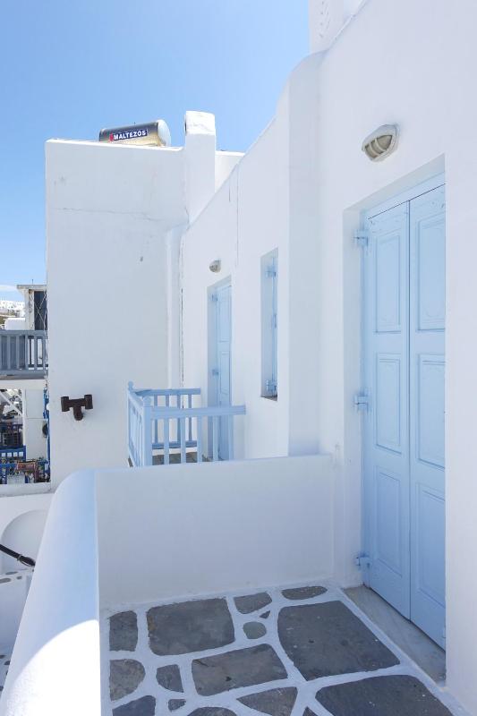 Le Coq Apartments - image 11