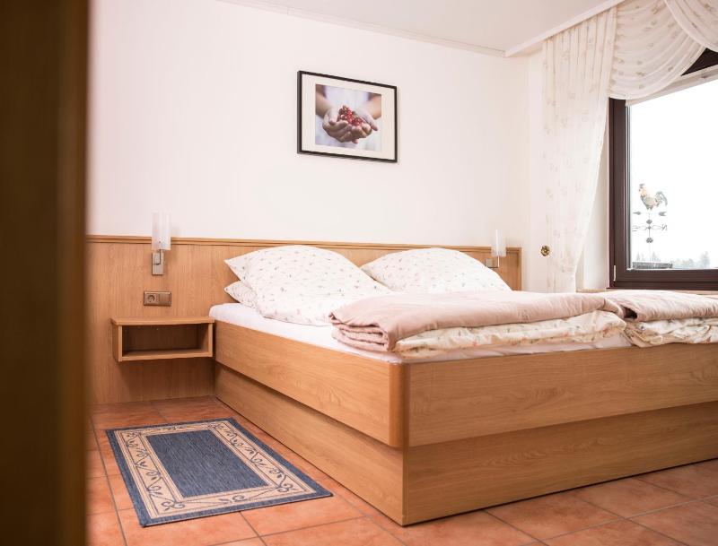 Double Room image 2