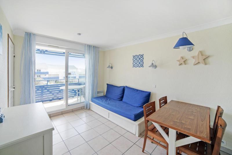 Comfort One-Bedroom Apartment (4 People) image 1
