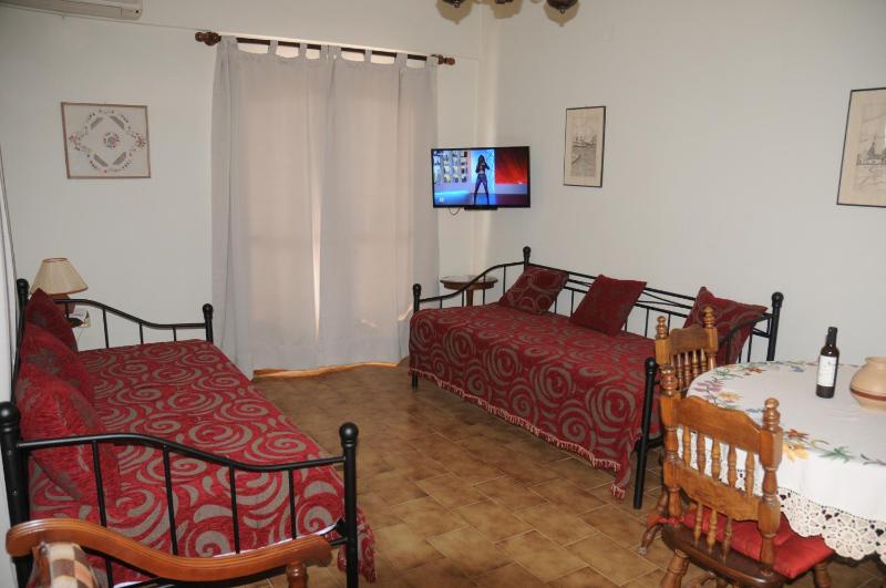 One-Bedroom Apartment with Sea View image 3