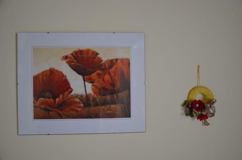 Small Double Room image 4
