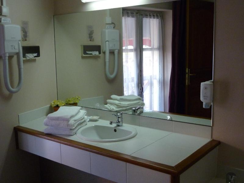 Comfort Double Room image 4