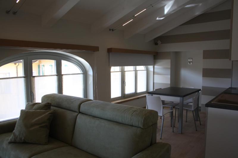 One-Bedroom Apartment image 1