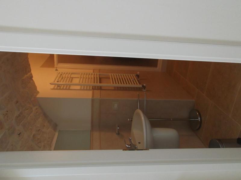 Double Room image 3