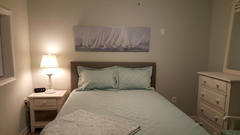 One-Bedroom Apartment image 3