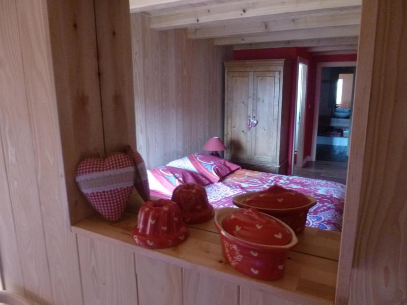 Double Room with Private Bathroom image 2
