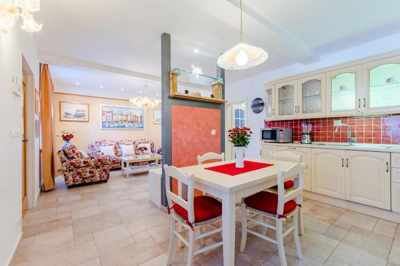 Apartments Villa Camellia - Adults Only - image 5