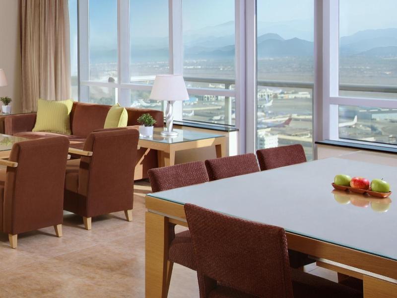 Three Bedroom Suite with Balcony image 4