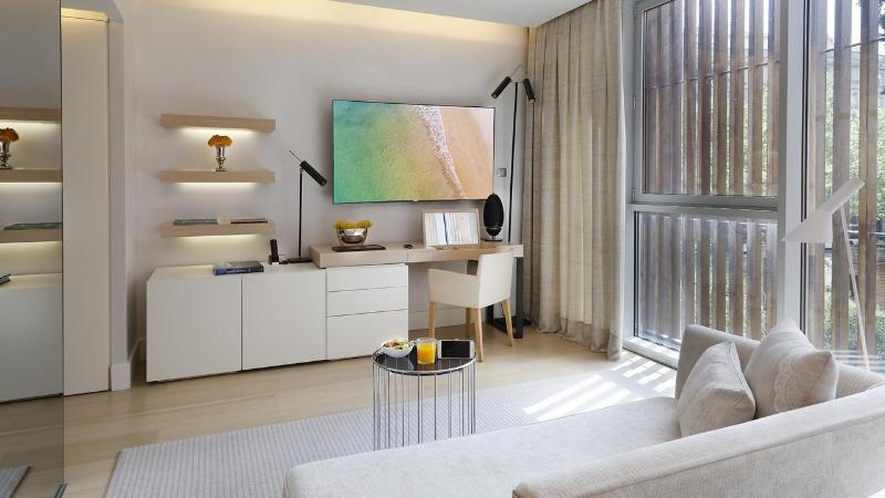 Deluxe Room (1 or 2 people) image 3