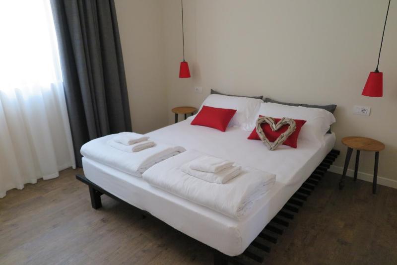 Large Superior Apartment image 2