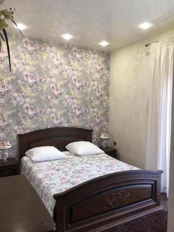 Deluxe Double Room with Extra Bed image 2
