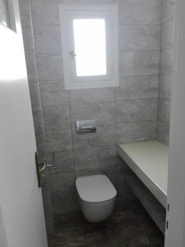 Double or Twin Room image 3