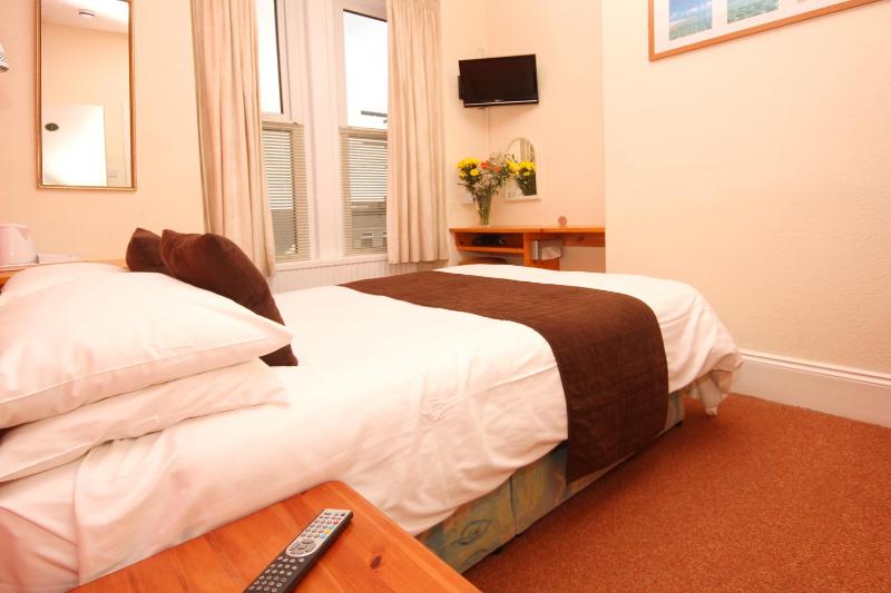 Double Room with Sea View image 1