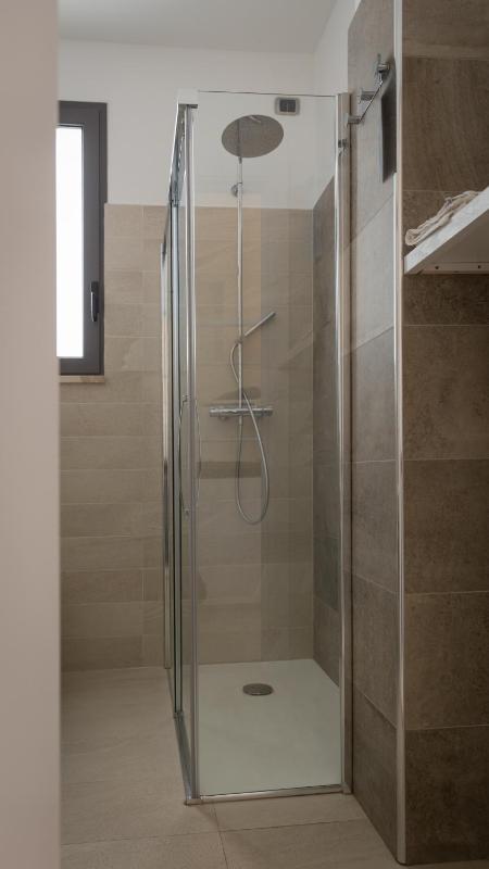 Superior Triple Room image 4
