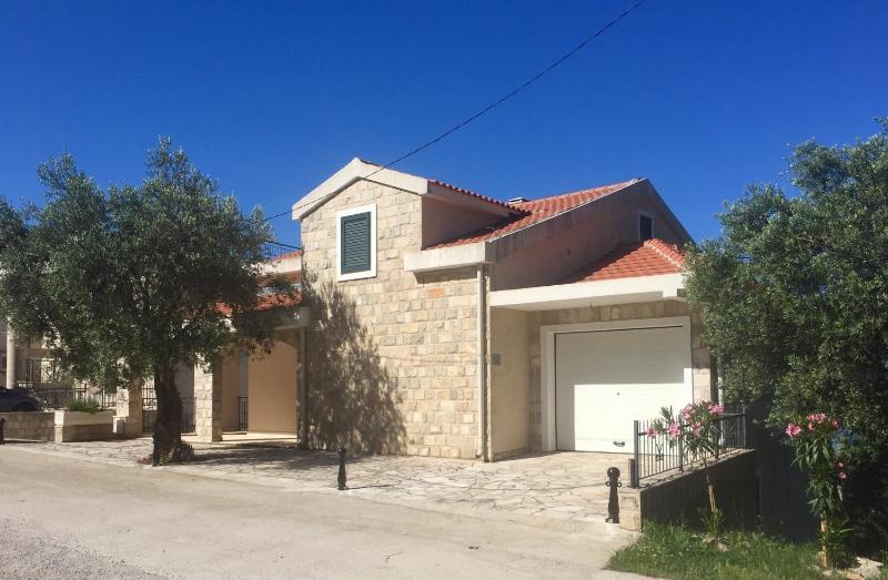 Deluxe King Studio image 2