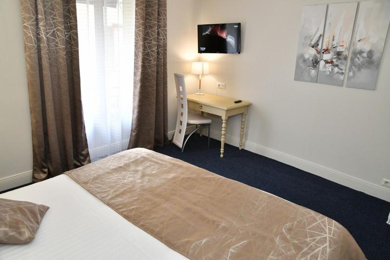 King Room image 2