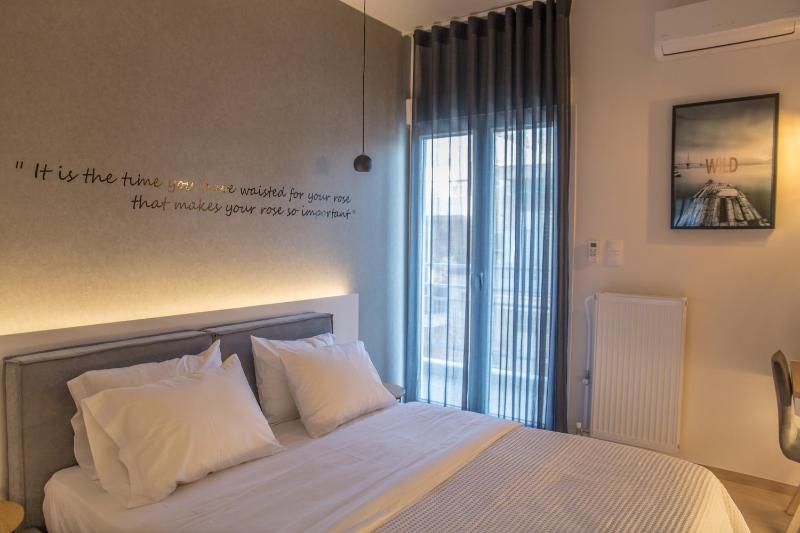 Deluxe Apartment image 2